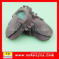 2015 hot sale handmade Guangzhou lovely cow suede smart kids shoes